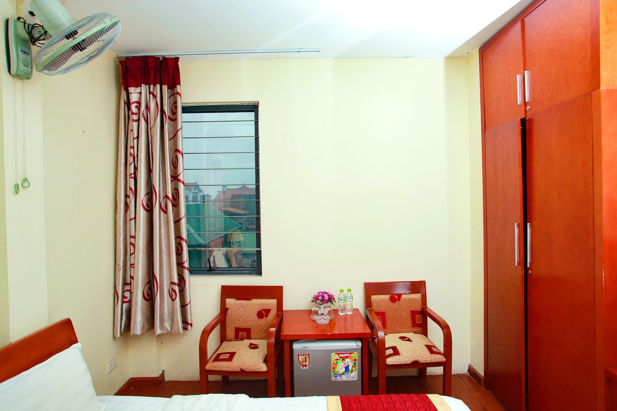 Reddoorz Near Hanoi Railway Station Exterior photo